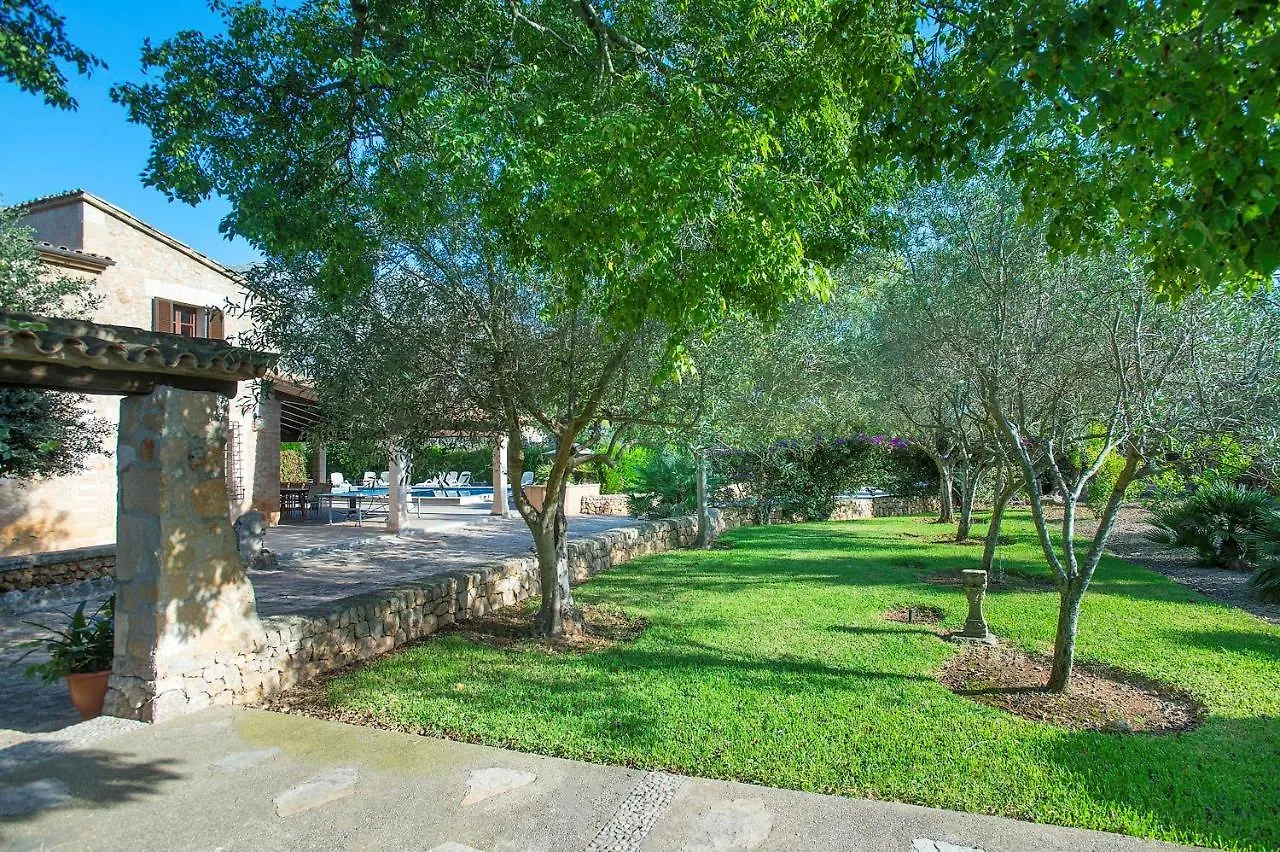 Villa Papa Cala San Vicente Mallorca Spanyolország