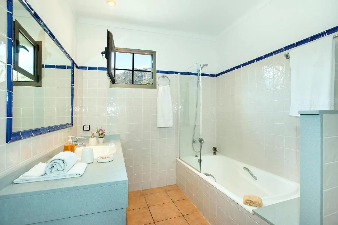 Villa Papa Cala San Vicente Mallorca