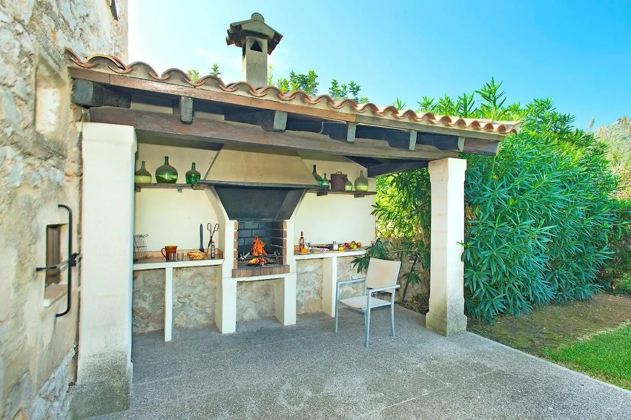 Villa Papa Cala San Vicente Mallorca