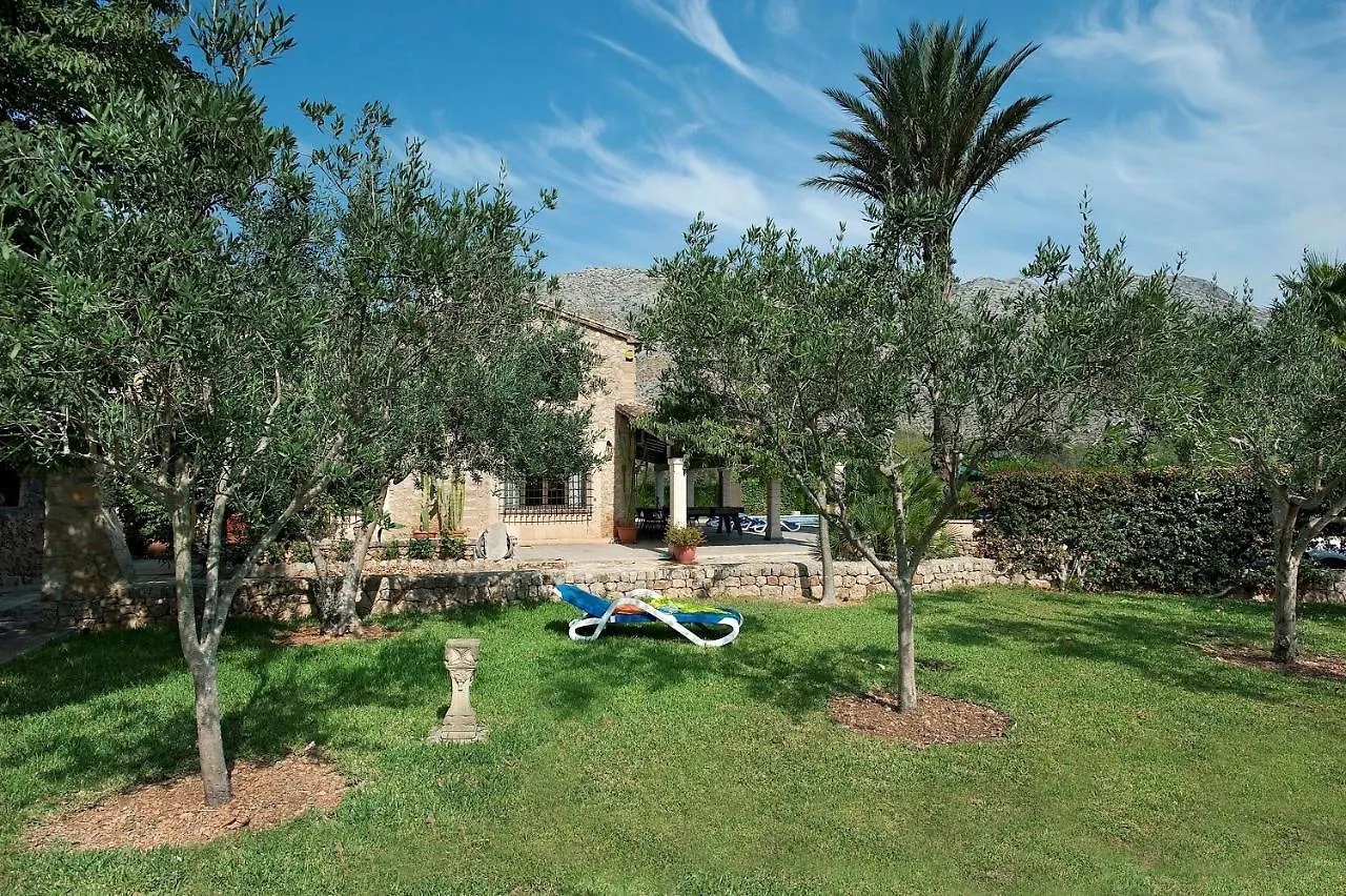 Villa Papa Cala San Vicente Mallorca